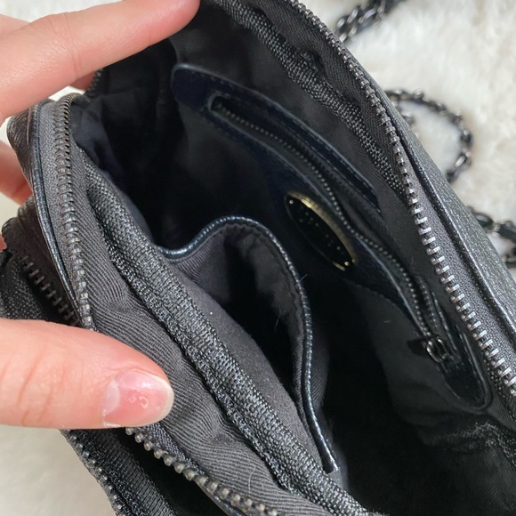 Black Quilted Faux Leather Bag - Picture 4 of 4